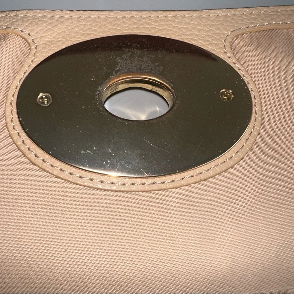 Coach Crossbody Beige‎ Tones Size 6H X 8L Fold Over Vintage Look Small Bag - Picture 9 of 12